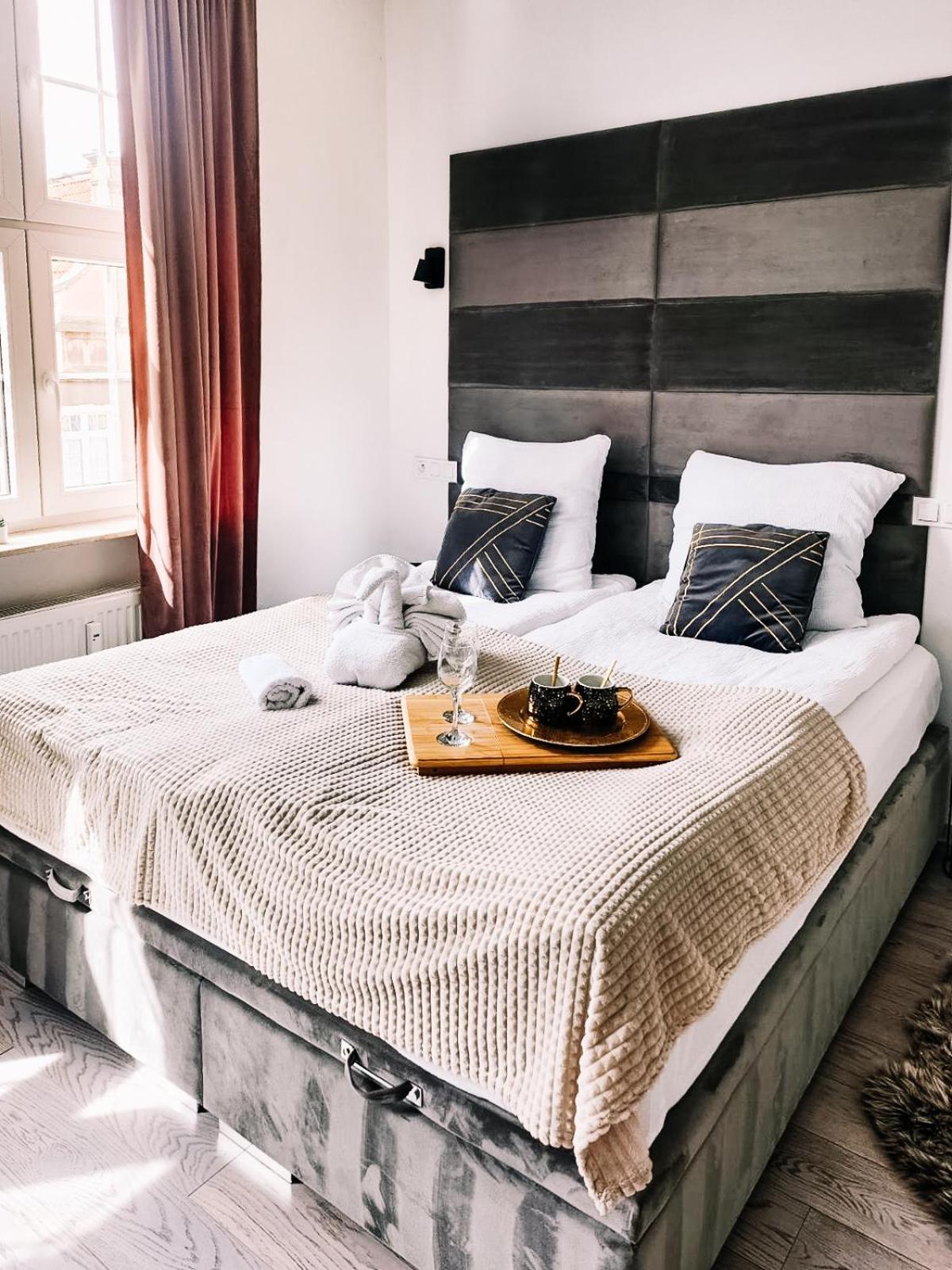 Cloud 9 King Size Bed - Old Town View Gdansk Ogarna Apartment Exterior foto